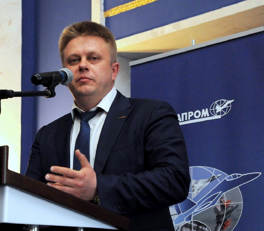 Выступает Председатель Профавиа Тихомиров А.В.