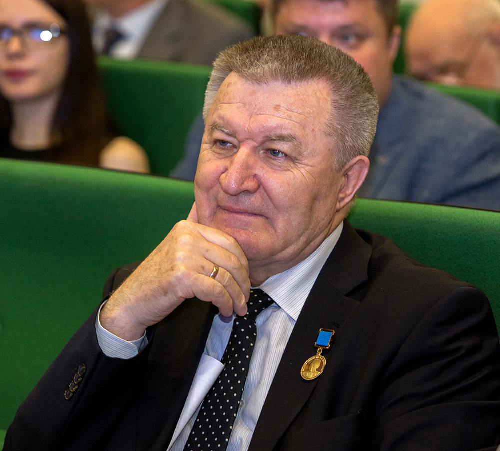 Лауреат Золотой медали им. П.В. Дементьева исполняющий обязанности генерального директора ФГУП «Авиапромсервис» Терешин В.Т.